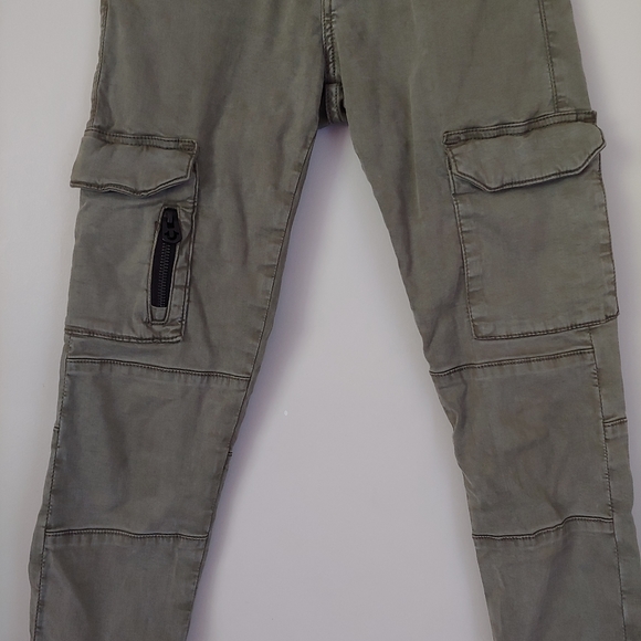 True Religion Halle Super Skinny Cargo Pants Olive Green Size 25 - Picture 9 of 16